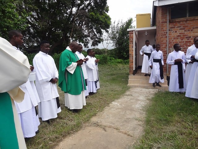 A New Chapel for a Growing Village Community in Benin