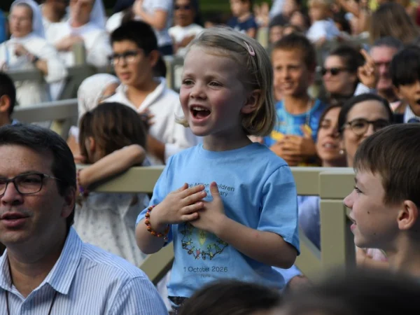 Niños rezando el Rosario, Vaticano