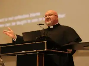 Padre Bernard Poggi