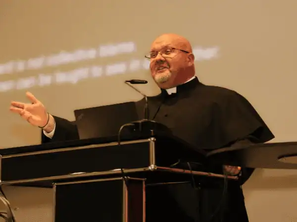Padre Bernard Poggi