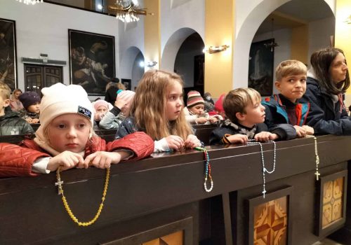 Ukraine
Children of the Lutsk diocese joining to the ACN campaign One Million Children Praying the Rosary 2021.
INTERNATIONAL / INTERNATIONAL 21/01411 ID: 2103303
One Million Children Praying the Rosary 2021