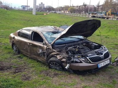 Damaged Car Ukraine 1